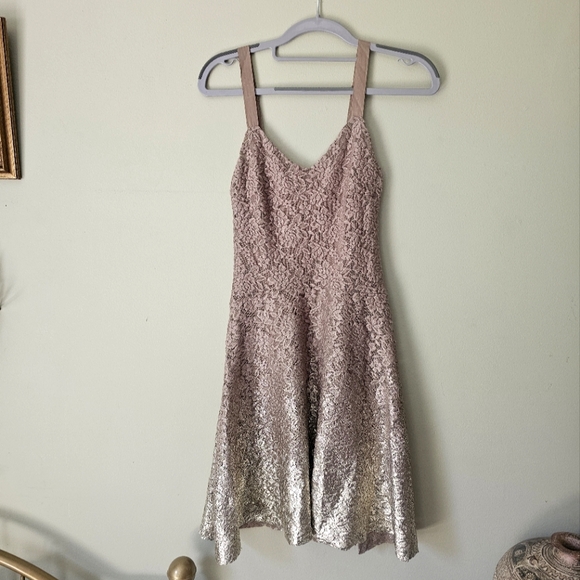 Free People Foiled Ombré Nude Tan Gold Lace Fit & N Flare Dress Boho Gypsy Party - Picture 3 of 13